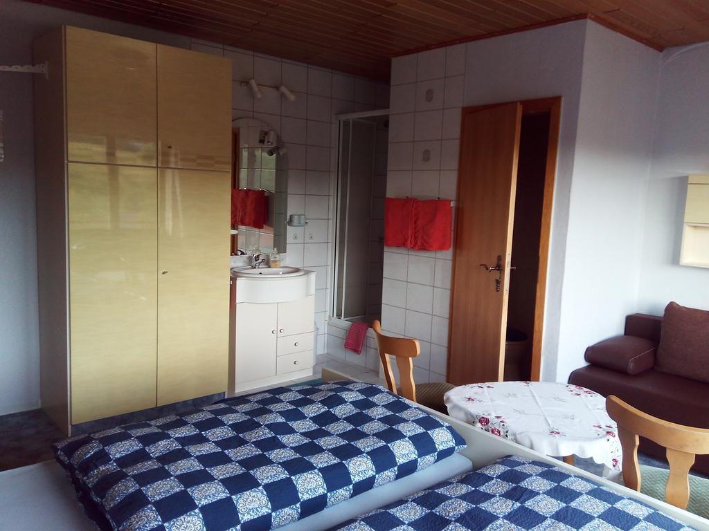 Pension Muehlenhardt Herschbroich Εξωτερικό φωτογραφία